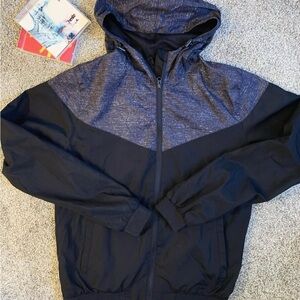 Primark Men's Navy and Dark Gray Windbreaker
